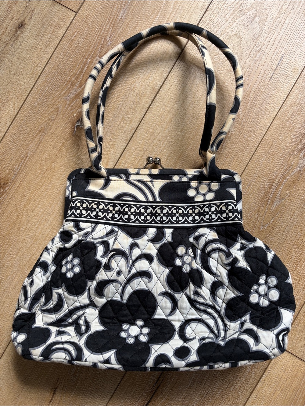 Vera Bradley Quilted Floral Kiss Lock Handbag Purse Black White Tote Bag